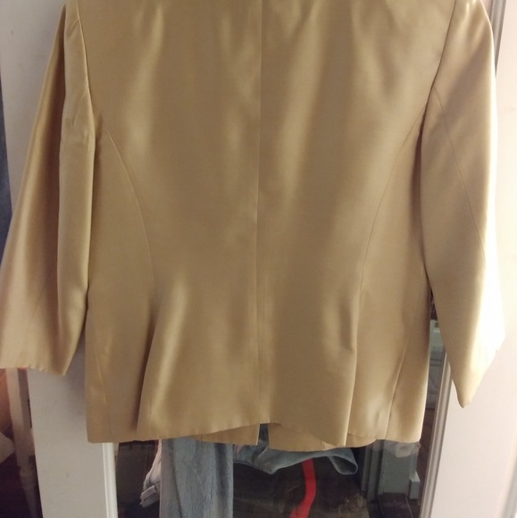 Jacket - Picture 4 of 5